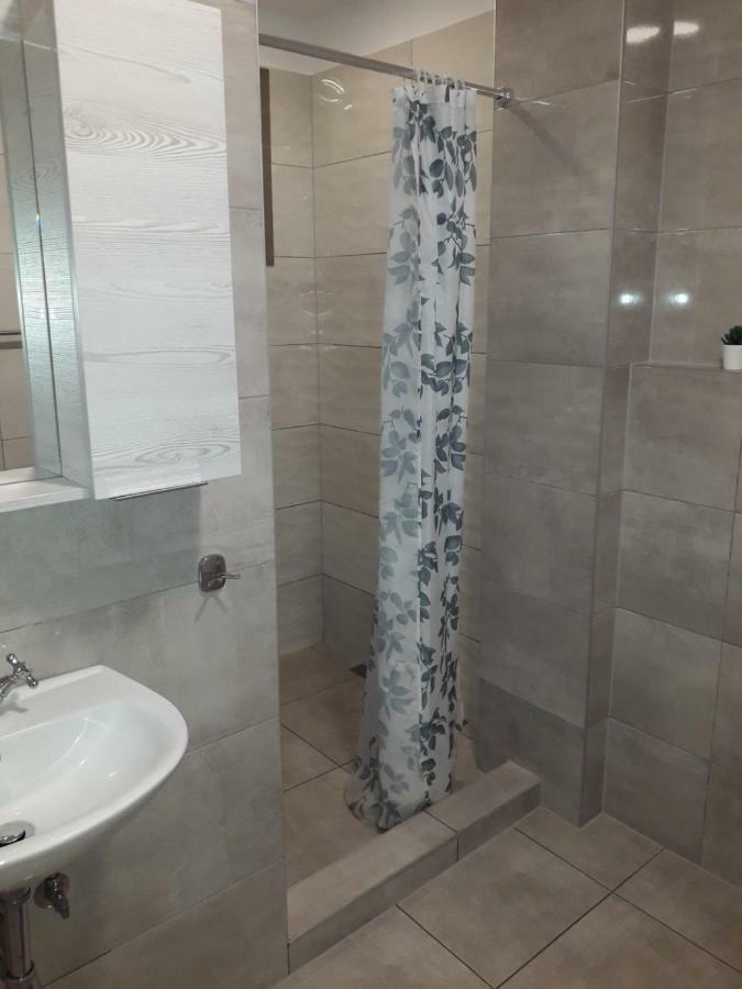 Apartmán U Jacka Néoi Póroi Exteriér fotografie